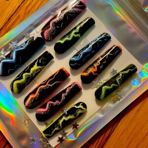 Strike me colorful square shaped L LENGTH NAILS